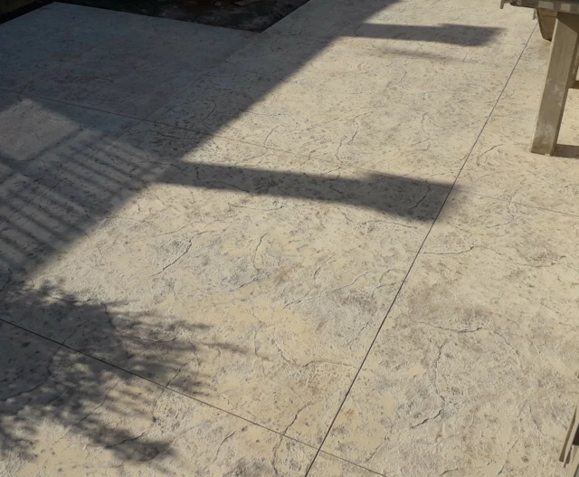 cortile roccia cortile roccia