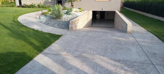 stampo roccia ingresso abitazione stampo roccia ingresso abitazione