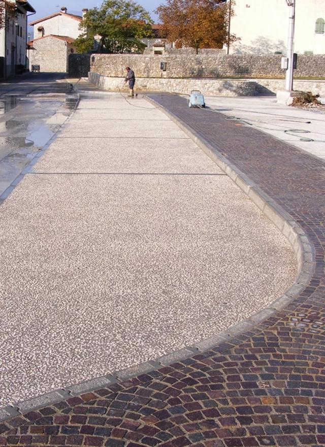 ghiaia sarone parcheggio ghiaia sarone parcheggio